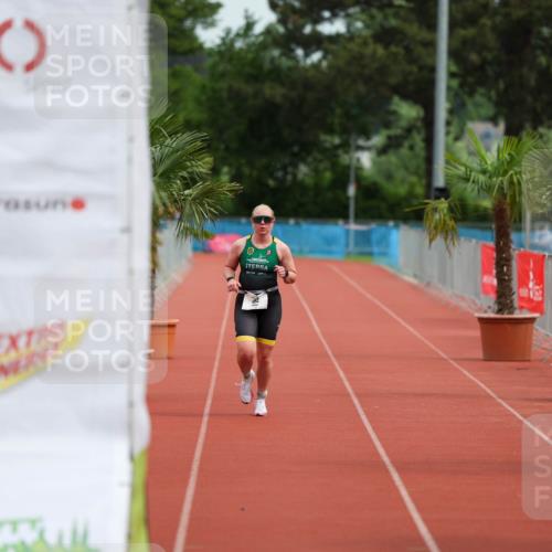 15.06.2025 - 7 Türme Triathlon Michael Strokosch http://msf.ph/oto/7929859 15.06.2025 10:29:31 Ziel 152 meine-sportfotos.de