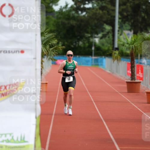 15.06.2025 - 7 Türme Triathlon Michael Strokosch http://msf.ph/oto/7929862 15.06.2025 10:29:32 Ziel 152 meine-sportfotos.de