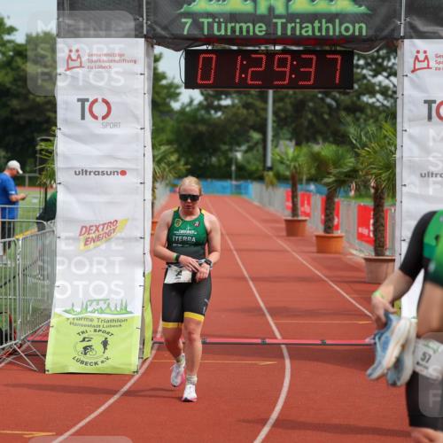15.06.2025 - 7 Türme Triathlon Michael Strokosch http://msf.ph/oto/7929870 15.06.2025 10:29:37 Ziel 152 meine-sportfotos.de