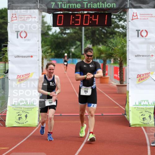 15.06.2025 - 7 Türme Triathlon Michael Strokosch http://msf.ph/oto/7929900 15.06.2025 10:30:42 Ziel 154, 155 meine-sportfotos.de