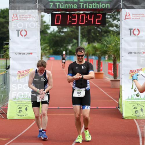 15.06.2025 - 7 Türme Triathlon Michael Strokosch http://msf.ph/oto/7929903 15.06.2025 10:30:43 Ziel 154, 155 meine-sportfotos.de