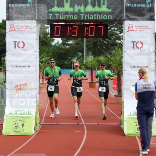 15.06.2025 - 7 Türme Triathlon Michael Strokosch http://msf.ph/oto/7929921 15.06.2025 10:31:07 Ziel 129, 130, 132 meine-sportfotos.de