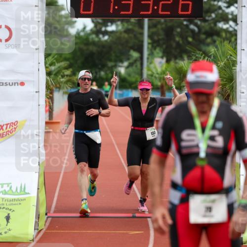 15.06.2025 - 7 Türme Triathlon Michael Strokosch http://msf.ph/oto/7929965 15.06.2025 10:33:26 Ziel 133, 134, 135 meine-sportfotos.de