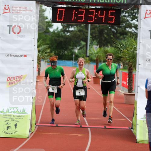 15.06.2025 - 7 Türme Triathlon Michael Strokosch http://msf.ph/oto/7929968 15.06.2025 10:33:46 Ziel 85, 86, 87 meine-sportfotos.de