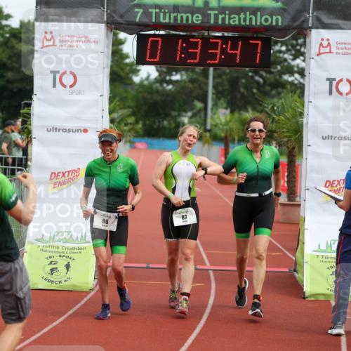 15.06.2025 - 7 Türme Triathlon Michael Strokosch http://msf.ph/oto/7929976 15.06.2025 10:33:48 Ziel 85, 86, 87 meine-sportfotos.de