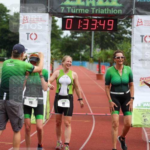 15.06.2025 - 7 Türme Triathlon Michael Strokosch http://msf.ph/oto/7929984 15.06.2025 10:33:49 Ziel 85, 86, 87 meine-sportfotos.de