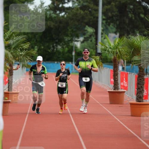 15.06.2025 - 7 Türme Triathlon Michael Strokosch http://msf.ph/oto/7929987 15.06.2025 10:34:49 Ziel 146 meine-sportfotos.de