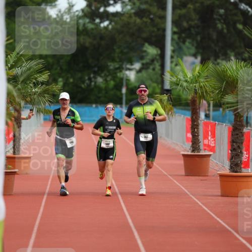 15.06.2025 - 7 Türme Triathlon Michael Strokosch http://msf.ph/oto/7929988 15.06.2025 10:34:49 Ziel 146 meine-sportfotos.de