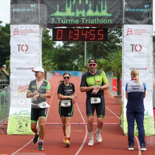 15.06.2025 - 7 Türme Triathlon Michael Strokosch http://msf.ph/oto/7930008 15.06.2025 10:34:56 Ziel 146, 147, 148 meine-sportfotos.de