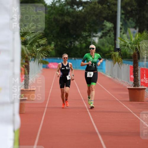 15.06.2025 - 7 Türme Triathlon Michael Strokosch http://msf.ph/oto/7930014 15.06.2025 10:35:32 Ziel  meine-sportfotos.de