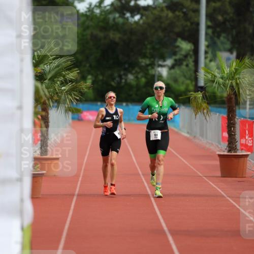 15.06.2025 - 7 Türme Triathlon Michael Strokosch http://msf.ph/oto/7930017 15.06.2025 10:35:33 Ziel  meine-sportfotos.de