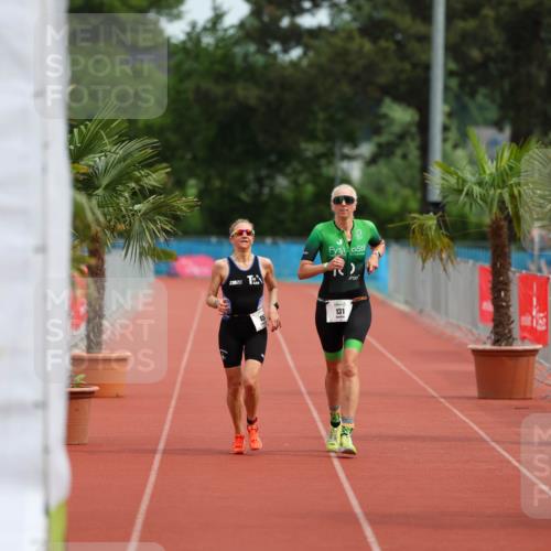 15.06.2025 - 7 Türme Triathlon Michael Strokosch http://msf.ph/oto/7930019 15.06.2025 10:35:34 Ziel 131 meine-sportfotos.de