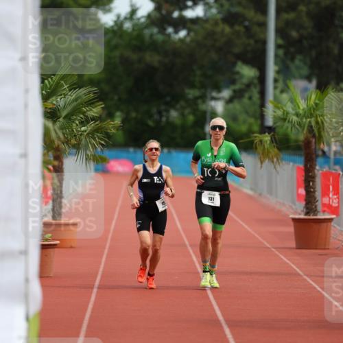 15.06.2025 - 7 Türme Triathlon Michael Strokosch http://msf.ph/oto/7930020 15.06.2025 10:35:34 Ziel 131 meine-sportfotos.de
