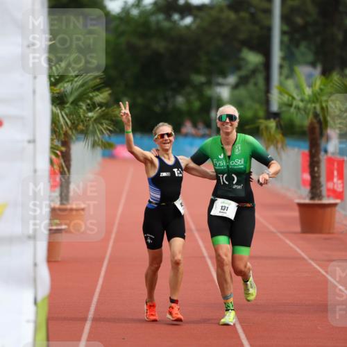 15.06.2025 - 7 Türme Triathlon Michael Strokosch http://msf.ph/oto/7930026 15.06.2025 10:35:36 Ziel 131, 153 meine-sportfotos.de