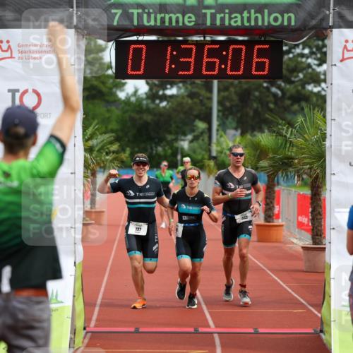 15.06.2025 - 7 Türme Triathlon Michael Strokosch http://msf.ph/oto/7930050 15.06.2025 10:36:06 Ziel 137, 138, 140 meine-sportfotos.de