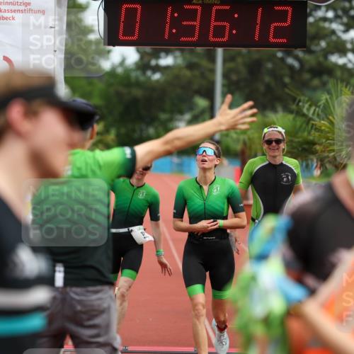 15.06.2025 - 7 Türme Triathlon Michael Strokosch http://msf.ph/oto/7930067 15.06.2025 10:36:13 Ziel 126, 127, 128, 137, 138, 140 meine-sportfotos.de