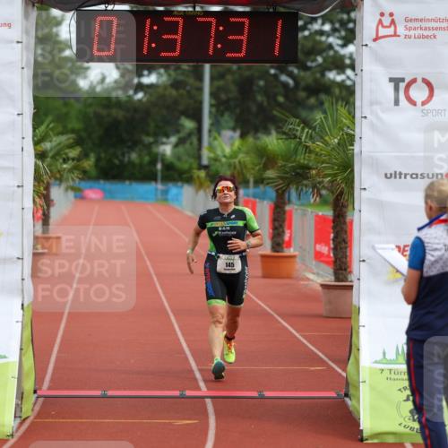 15.06.2025 - 7 Türme Triathlon Michael Strokosch http://msf.ph/oto/7930078 15.06.2025 10:37:32 Ziel 145 meine-sportfotos.de