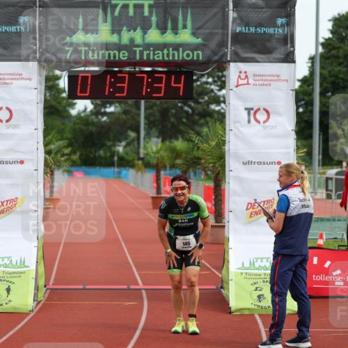 15.06.2025 - 7 Türme Triathlon Michael Strokosch http://msf.ph/oto/7930088 15.06.2025 10:37:35 Ziel 145 meine-sportfotos.de
