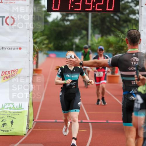 15.06.2025 - 7 Türme Triathlon Michael Strokosch http://msf.ph/oto/7930094 15.06.2025 10:39:21 Ziel 77, 139 meine-sportfotos.de