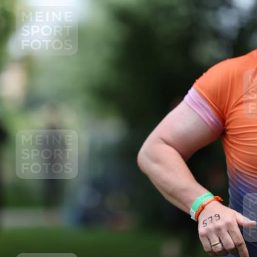 15.06.2025 - 7 Türme Triathlon Michael Strokosch http://msf.ph/oto/7930139 15.06.2025 12:22:47 Schwimmen 353, 440, 495, 506, 579, 598, 647 meine-sportfotos.de