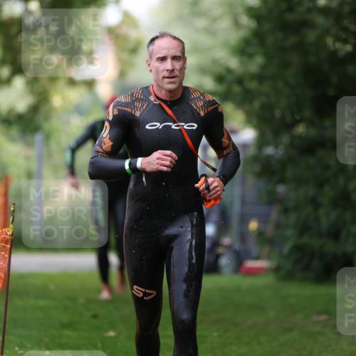 15.06.2025 - 7 Türme Triathlon Michael Strokosch http://msf.ph/oto/7930150 15.06.2025 12:22:51 Schwimmen 353, 440, 495, 506, 579, 598, 647, 681 meine-sportfotos.de