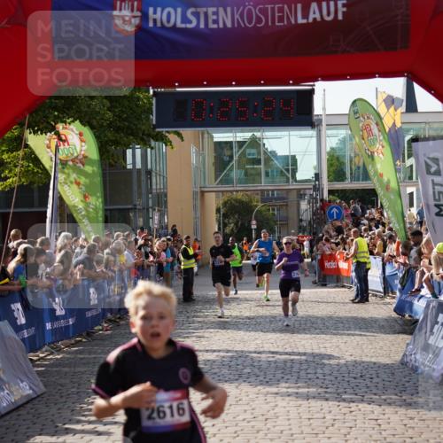 13.06.2025 - Holstenköstenlauf Felixshl http://msf.ph/oto/7930161 13.06.2025 17:55:25 Laufen 2330, 2387, 2389, 2616, 2675, 2765, 2981, 3287 meine-sportfotos.de