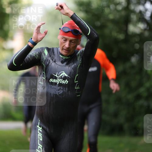 15.06.2025 - 7 Türme Triathlon Michael Strokosch http://msf.ph/oto/7930162 15.06.2025 12:22:57 Schwimmen 353, 376, 436, 440, 495, 506, 546, 579, 598, 681 meine-sportfotos.de