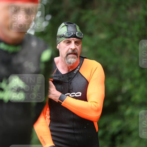 15.06.2025 - 7 Türme Triathlon Michael Strokosch http://msf.ph/oto/7930170 15.06.2025 12:22:59 Schwimmen 353, 376, 436, 440, 495, 506, 546, 598, 681 meine-sportfotos.de
