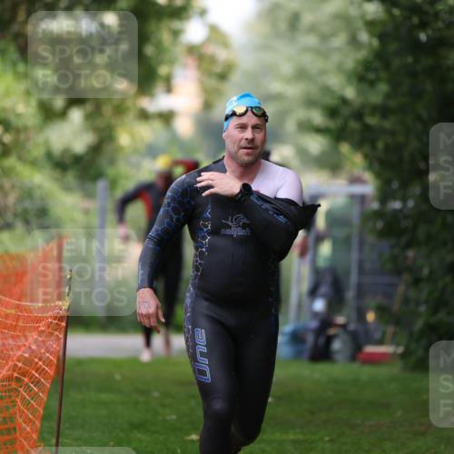 15.06.2025 - 7 Türme Triathlon Michael Strokosch http://msf.ph/oto/7930175 15.06.2025 12:23:01 Schwimmen 353, 376, 436, 440, 495, 506, 546, 598, 681 meine-sportfotos.de