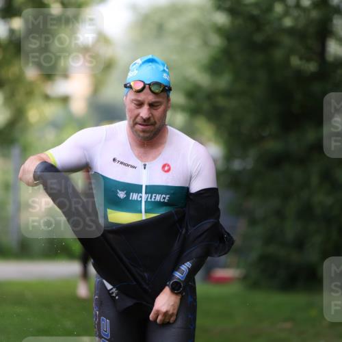 15.06.2025 - 7 Türme Triathlon Michael Strokosch http://msf.ph/oto/7930183 15.06.2025 12:23:02 Schwimmen 353, 376, 436, 440, 495, 506, 546, 598, 681 meine-sportfotos.de