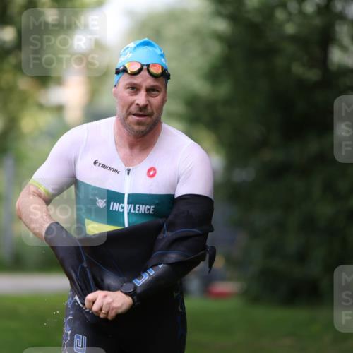15.06.2025 - 7 Türme Triathlon Michael Strokosch http://msf.ph/oto/7930186 15.06.2025 12:23:03 Schwimmen 353, 376, 436, 495, 506, 546, 598, 681 meine-sportfotos.de