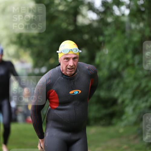 15.06.2025 - 7 Türme Triathlon Michael Strokosch http://msf.ph/oto/7930201 15.06.2025 12:23:09 Schwimmen 353, 376, 422, 436, 474, 495, 506, 546, 606, 681 meine-sportfotos.de