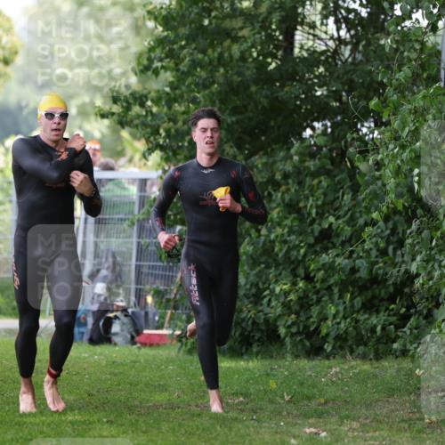 15.06.2025 - 7 Türme Triathlon Michael Strokosch http://msf.ph/oto/7930274 15.06.2025 12:23:38 Schwimmen 388, 457, 467, 541, 558, 580, 582, 606, 639 meine-sportfotos.de