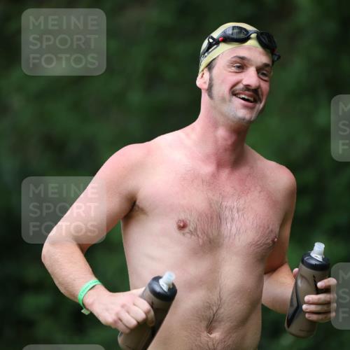 15.06.2025 - 7 Türme Triathlon Michael Strokosch http://msf.ph/oto/7930317 15.06.2025 12:23:50 Schwimmen 467, 580, 582, 639 meine-sportfotos.de