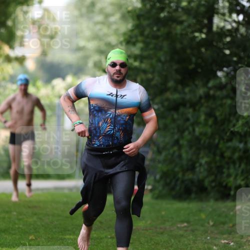 15.06.2025 - 7 Türme Triathlon Michael Strokosch http://msf.ph/oto/7930337 15.06.2025 12:24:12 Schwimmen 355, 449, 527, 643 meine-sportfotos.de