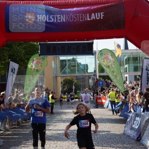 13.06.2025 - Holstenköstenlauf Felixshl http://msf.ph/oto/7930352 13.06.2025 17:55:48 Laufen 2268, 2547, 2781, 3012, 3249, 3282, 3633, 3757, 3821 meine-sportfotos.de