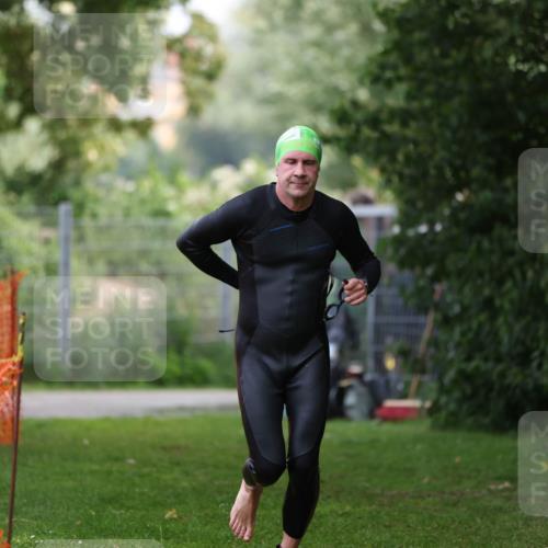 15.06.2025 - 7 Türme Triathlon Michael Strokosch http://msf.ph/oto/7930397 15.06.2025 12:24:42 Schwimmen 361, 432 meine-sportfotos.de