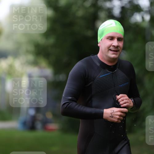 15.06.2025 - 7 Türme Triathlon Michael Strokosch http://msf.ph/oto/7930410 15.06.2025 12:24:44 Schwimmen 361, 432 meine-sportfotos.de
