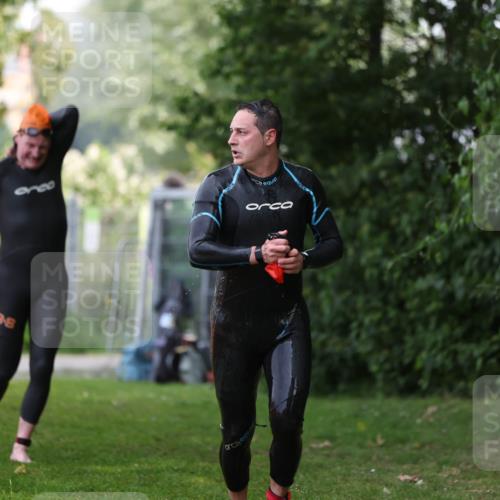 15.06.2025 - 7 Türme Triathlon Michael Strokosch http://msf.ph/oto/7930420 15.06.2025 12:25:24 Schwimmen 379, 441, 587, 663 meine-sportfotos.de