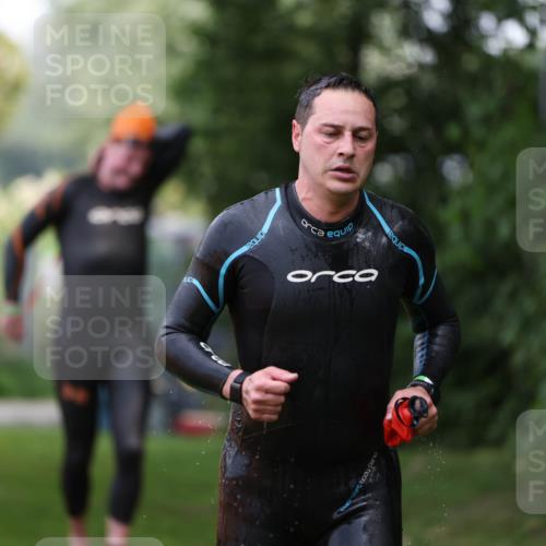 15.06.2025 - 7 Türme Triathlon Michael Strokosch http://msf.ph/oto/7930431 15.06.2025 12:25:26 Schwimmen 379, 441, 587, 663 meine-sportfotos.de