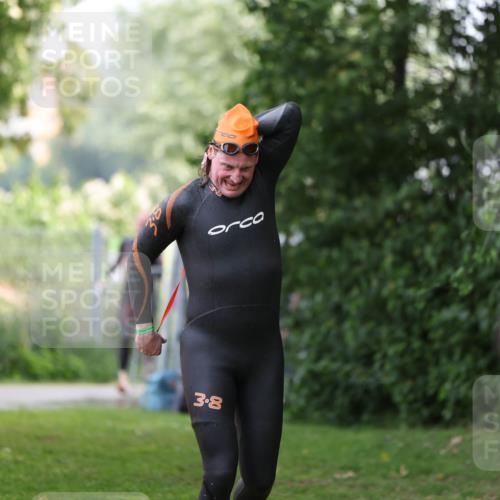 15.06.2025 - 7 Türme Triathlon Michael Strokosch http://msf.ph/oto/7930434 15.06.2025 12:25:27 Schwimmen 379, 441, 587, 663 meine-sportfotos.de