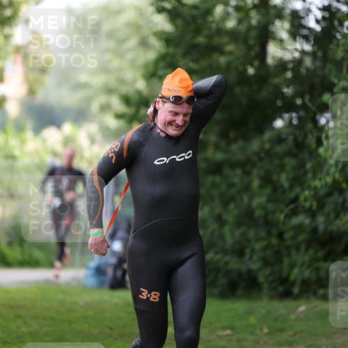 15.06.2025 - 7 Türme Triathlon Michael Strokosch http://msf.ph/oto/7930435 15.06.2025 12:25:27 Schwimmen 379, 441, 587, 663 meine-sportfotos.de