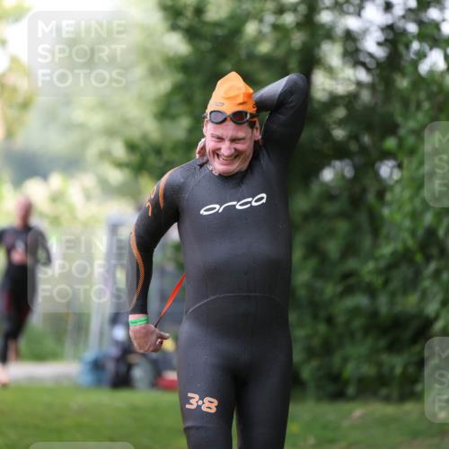 15.06.2025 - 7 Türme Triathlon Michael Strokosch http://msf.ph/oto/7930439 15.06.2025 12:25:28 Schwimmen 379, 441, 587, 663 meine-sportfotos.de