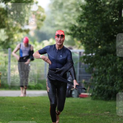 15.06.2025 - 7 Türme Triathlon Michael Strokosch http://msf.ph/oto/7930471 15.06.2025 12:26:02 Schwimmen 393, 469, 479, 619, 621 meine-sportfotos.de