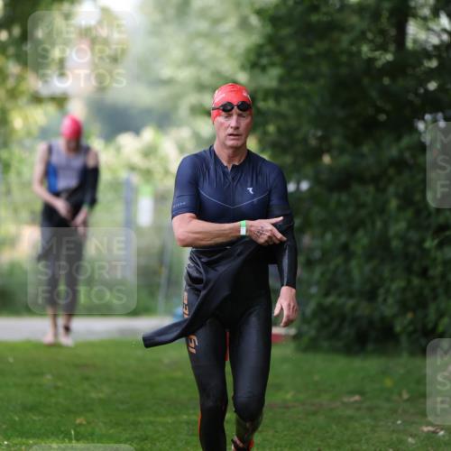 15.06.2025 - 7 Türme Triathlon Michael Strokosch http://msf.ph/oto/7930475 15.06.2025 12:26:03 Schwimmen 393, 469, 479, 619, 621 meine-sportfotos.de