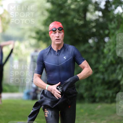 15.06.2025 - 7 Türme Triathlon Michael Strokosch http://msf.ph/oto/7930480 15.06.2025 12:26:04 Schwimmen 393, 469, 479, 619, 621 meine-sportfotos.de