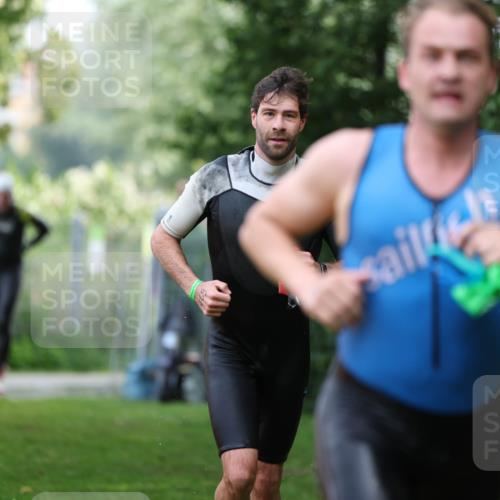 15.06.2025 - 7 Türme Triathlon Michael Strokosch http://msf.ph/oto/7930507 15.06.2025 12:26:14 Schwimmen 393, 398, 456, 469, 479, 600, 621 meine-sportfotos.de