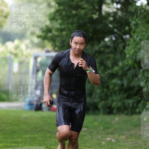 15.06.2025 - 7 Türme Triathlon Michael Strokosch http://msf.ph/oto/7930547 15.06.2025 12:26:37 Schwimmen 364, 398, 456, 516, 600 meine-sportfotos.de