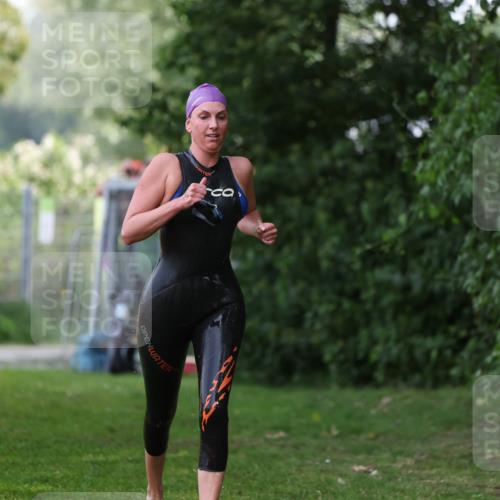 15.06.2025 - 7 Türme Triathlon Michael Strokosch http://msf.ph/oto/7930568 15.06.2025 12:26:49 Schwimmen 364, 524, 553 meine-sportfotos.de