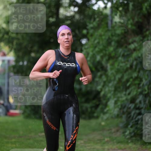 15.06.2025 - 7 Türme Triathlon Michael Strokosch http://msf.ph/oto/7930572 15.06.2025 12:26:50 Schwimmen 364, 524, 553 meine-sportfotos.de